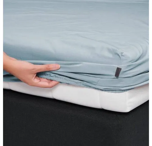 Essenza Spannbettlaken Minte 180 x 200 cm – Hochwertiger Baumwollsatin - Das Essenza Spannbettlaken aus 100% Baumwollsatin (300TC) bietet Ihnen ein weiches und atmungsaktives Schlafgefühl. Mit rundum Gummizug passt es perfekt auf Ihre Matratze und ist bis 40 °C waschbar.
