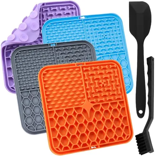 Aileem 4 Stück Leckmatte Hund, Schleckmatte Hund für Welpen Katze mit Saugnapf - Slow Feeder Hunde Leckmatte für Haustier Baden & Fellpflege, mit Silikonspatel + Bürste