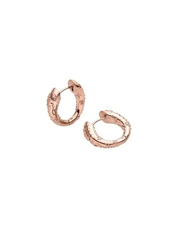 Purelei® Vintage Love Creolen – Wasserfest & Strukturierte Hoops mit Aloha-Muster - Entdecken Sie die Purelei Vintage Love Creolen mit kunstvollem Aloha-Muster. Hergestellt aus langlebigem Edelstahl mit hochwertiger Vergoldung, bieten sie einen zeitlosen Look und einen komfortablen Hinge-Verschluss für ein angenehmes Tragegefühl.