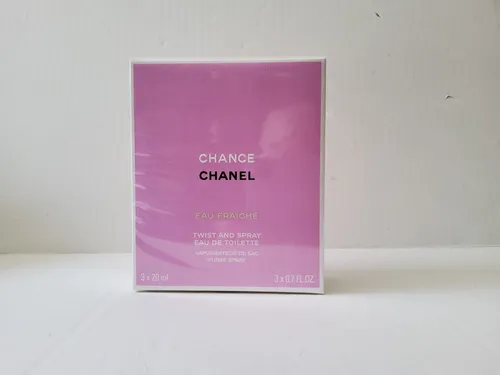 Chanel Chance Eau Fraiche Eau de Toilette 3 x 20 ml - Damenduft mit frisch-zitrischen Noten, ideal für den Sommer. Das praktische Twist and Spray-Format ermöglicht eine einfache Anwendung unterwegs.