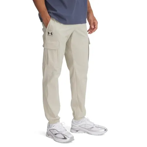 Under Armour Vibe Woven Cargo Pants - Khaki Base Black S - Modische Hosen für Männer, atmungsaktiv und wasserabweisend dank UA Storm-Technologie, ideal für aktive Sportler und leicht verstaut.