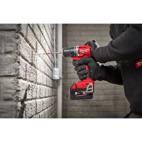 MILWAUKEE M18BLPDRC-502C Power Type Ladegerät - Ladegerät für M18 Akkus, mit Schnellladefunktion und hoher Effizienz für professionelle Anwendungen.
