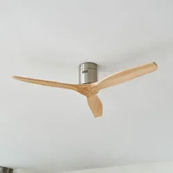 Lucande Deckenventilator Vindur - Ventilator für optimale Luftzirkulation in Räumen bis 15m², mit stilvollen Holzflügeln und praktischer Fernbedienung für komfortable Steuerung.