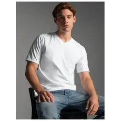 TRIGEMA V-Shirt DELUXE Baumwolle für Herren, Gr. XL, weiß - Herren-Shirts aus 100% Baumwolle, in geschmeidiger DELUXE-Qualität, pflegeleicht und ideal für sportliche Outfits. Auch in Übergröße erhältlich. Made in Germany.
