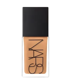 NARS Light Reflecting Flüssige Foundation 30 ml Cadiz - Make-up und Pflege in einem, die federleichte Formel kaschiert Unregelmäßigkeiten und schützt die Haut vor Umwelteinflüssen. Ideal für einen strahlenden Teint.