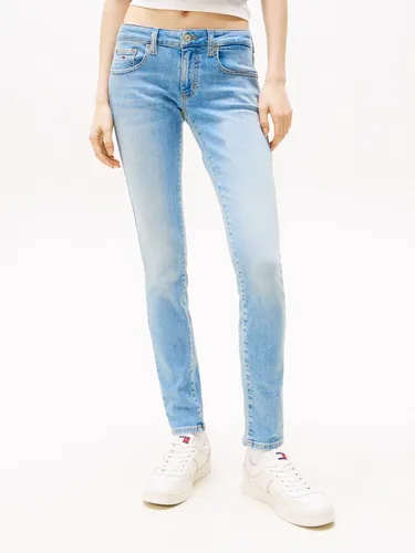 Skinny-fit-Jeans TOMMY JEANS "SOPHIE LW SKN" für Damen - Figurbetonende Skinny-fit-Jeans in Denim Light, mit Logo-Badge und pflegeleichtem Material, ideal für stilvolle Outfits.