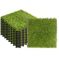 KARAT Terrassenfliesen Kunstgras 30 x 30 cm - 11er-Set für stilvolle Außenbereiche - Gestalten Sie Gärten und Terrassen einfach und schnell mit unseren formstabilen Terrassenfliesen in Gras-Optik. Das praktische Klicksystem ermöglicht eine mühelose Verlegung und sorgt für einen ansprechenden Look.