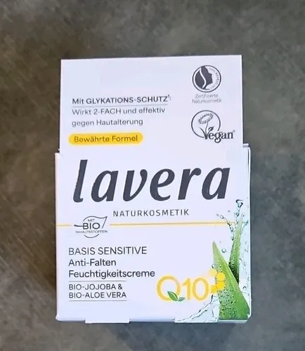 Lavera Basis Sensitiv Feuchtigkeitscreme 50 ml