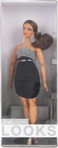 Barbie Signature Looks #12 Fryda Curvy Brünette - Puppen & -Spielsets, stilvolle Modepuppe mit abnehmbarer Kleidung und braunen Augen, perfekt für kreative Spielwelten.