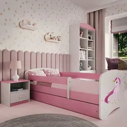 Raumhirsch Kinderbett Einhorn, Rosa, 80x180 cm - Kinderzimmermöbel mit abnehmbarer Schutzschiene für maximale Sicherheit. Geräumige Schublade für praktischen Stauraum und inklusive bequemer Matratze für einen erholsamen Schlaf.