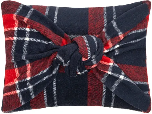 PAD Dekokissen "TARTAN BOW", kariert in Rot und Blau, 30cm x 40cm - Hochwertiges Dekokissen mit dem eingestickten Motto 'love it. feel it. share it.' für einen modernen Look. Perfekt kombinierbar mit dem passenden Schleifenkissen. Ideal für stilvolle Akzente in jedem Raum.