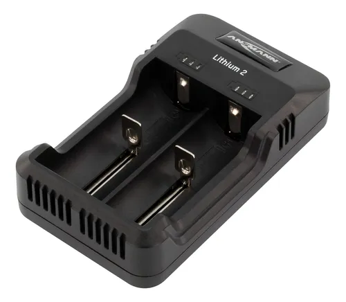 ANSMANN USB-Ladegerät für Li-Ion und NiMH Akkus - Vielseitiges USB-Ladegerät für Li-Ion Rundzellen und NiMH Akkus. Mit automatischer Zellenüberwachung für sicheres Laden und LED-Anzeige für den Ladestatus.