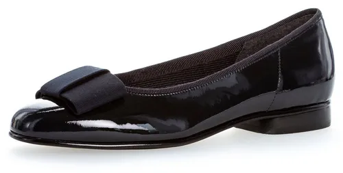 Gabor Damen Basic Geschlossene Ballerinas - Blau (Ocean 96) - Elegante Ballerinas aus hochwertigem Lackleder, ideal für den Alltag oder besondere Anlässe. Mit bequemer Microzell-Sohle für optimalen Komfort.