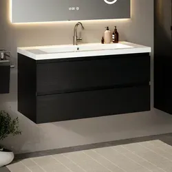 Badezimmermöbel Sena – 100 cm – Schwarzeiche mit Waschbecken - Elegante Badezimmermöbel in Schwarzeiche, 100 cm breit, inklusive weißem Waschbecken. Ideal für stilvolle und funktionale Badezimmergestaltung.