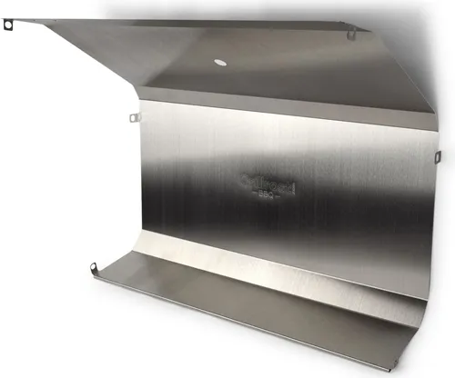 Grillrost.com Hitzeschild für Napoleon Rogue 425 - Grillroste mit doppelwandigem Deckel für effizientes Grillen und verbesserte Wärmespeicherung bei geringerem Gasverbrauch. Hergestellt in Deutschland aus rostfreiem Edelstahl.