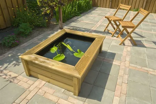 Ubbink Quadro Wood II Holzumrandung für Victoria Quadro 6 - Teichumrandung aus hochwertigem Holz, verleiht Ihrem Teich eine natürliche und ansprechende Optik.