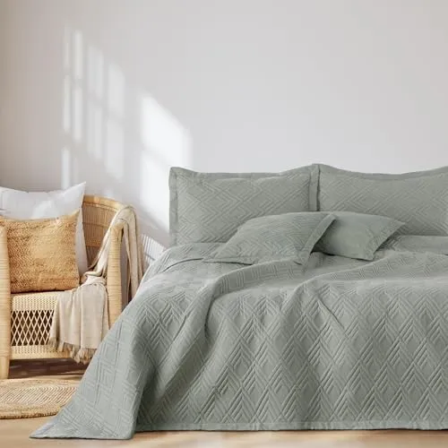 AmeliaHome Tagesdecke Ophelia 260x280 cm - Zweiseitige Ultrasonic Steppung in Grau - Elegante Tagesdecke für jeden Wohnbereich, zweiseitig mit Ultrasonic-Steppung. Größe: 260x280 cm, ideal als Geschenk. Pflegeleicht bei 30 Grad waschbar.