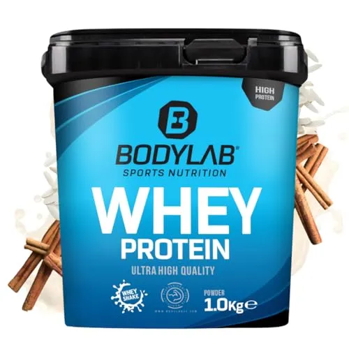 Bodylab24 Whey Protein Pulver, Milchreis-Zimt, 1kg - Molkenproteine mit bis zu 80% Eiweiß, ideal nach dem Training für Muskelaufbau und Fitness. Perfekte Löslichkeit in Milch und Wasser, ohne Aspartam.