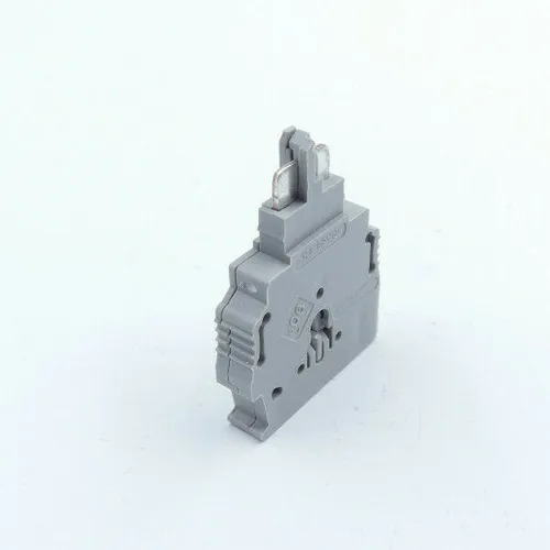 Phoenix Contact P-CO 1N4007/R-L Bauelemente-Stecker - Leitungs- & Kabelverbinder, kompakte Bauform mit nur 5.2 mm Breite, ideal für platzsparende Anwendungen in der Elektroinstallation.