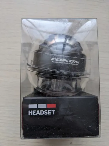 TOKEN Feather Weight 2in1 Steuersatz - Semi-integriert 1 1/8" 1.5" Tapered - Leichter Aluminium Steuersatz (79 g) für verschiedene Fahrradtypen, ideal für sportliche Fahrer, die Gewicht sparen möchten.