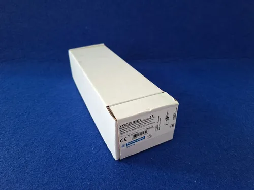 Schneider Electric XY2CJS15H29 Seilzugschalter - Steckverbinder Zubehör mit IP66/IP67 Schutz, ideal für anspruchsvolle Umgebungen. Seilzugschalter mit 20 m Seillänge und Rückstelltaster für maximale Sicherheit.