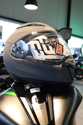 HJC F70 Motorradhelm - SEMI MAT/SEMI FLAT STONE GREY, XL - Motorradhelm mit Multiaxialfaser-Komposit, integriertem Sonnenvisier und kratzfestem Visier. Ideal für Sicherheit und Komfort auf jeder Fahrt.