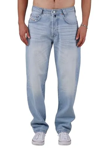 Picaldi Zicco 472 Herren Jeans – Relaxed Tapered Fit - Bequeme Herren Jeans im Relaxed Tapered Fit mit lässigem Karottenschnitt. Der hellblaue Stone-Wash-Look verleiht urbanen Charme und lässt sich vielseitig kombinieren.