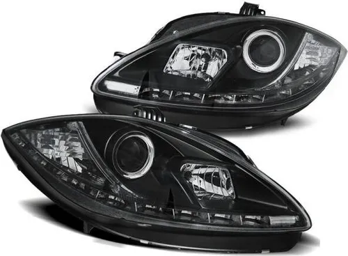 LED Tagfahrlicht Scheinwerfer für Seat Leon 1P & Altea 5P - Hochwertige Scheinwerfer in Schwarz für Seat Leon 1P und Altea 5P, mit LED Tagfahrlicht-Optik. Einfache Montage, E-Prüfzeichen, kompatibel mit original Stellmotoren.