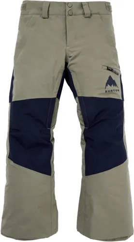 BURTON KIDS SKYLAR Hose 2026 in forest moss - M - Die BURTON KIDS SKYLAR Hose 2026 in forest moss bietet zuverlässigen Wetterschutz und wächst dank des Room-To-Grow Systems mit. Ideal für aktive Kinder, mit verstärkten Zonen für zusätzliche Haltbarkeit.