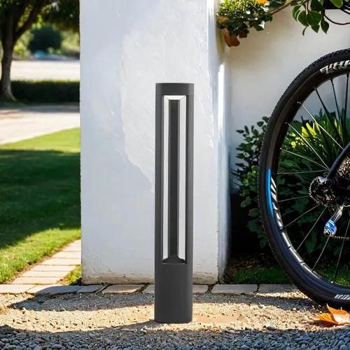 5,5W Michigan LED Außenpfosten 500mm Höhe - Lampen, moderne LED-Außenleuchte in Dunkelgrau mit 185 Lumen, IP44-zertifiziert und ideal für stilvolle Gartenbeleuchtung.