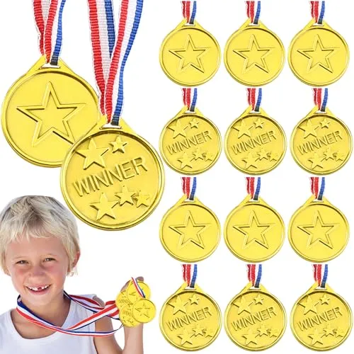GOLDGE 12 Stück Medaillen Kinder Gewinner Medaillen Gold Kunststoff Medaille Kindergeburtstag für Party, Kindergeburtstag Spiele, Sportstag Wettbewerbe, Preisen Awards