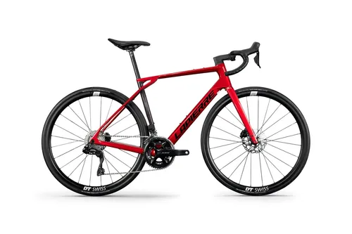 LAPIERRE Pulsium 6.0 Sensation Rot - S - Vielseitiges Endurance-Bike für alle Sportarten. Das LAPIERRE Pulsium bietet optimalen Komfort und ist ideal für lange Strecken, egal ob auf Schotter oder Asphalt. Perfekte Anpassung für Abenteuer und Ausdauer!