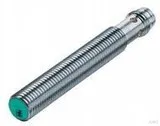 Pepperl+Fuchs Induktiver Sensor NEB4-8GM50-E2-V3 - Induktiver Zylindersensor mit Schaltabstand von 4 mm, IP67 Schutzart, ideal für präzise Anwendungen in der Elektroinstallation.