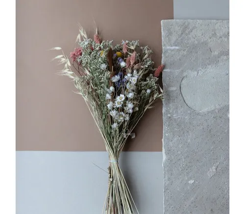 Trockenblume Sommerwiese: Natürliches Wildblumen-Flair für dein Zuhause Schilfkolben, Schleierkraut, Flieder, Nigella, Mohnkapseln, Avena/Hafer, Rodanthe, Craspedia, LYKKE & You