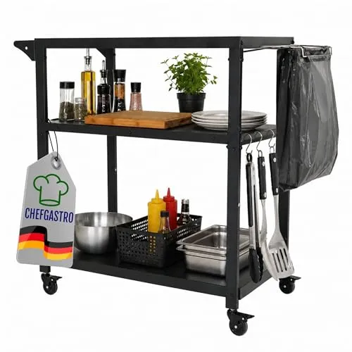 CHEFAGSTRO Grillwagen Vulcan – Wetterfester Outdoor Servierwagen mit Rollen - Vielseitiger Grillwagen VULCAN für Garten und Küche. Wetterfestes Metall, große Ablageflächen und praktische Haken bieten maximale Flexibilität und Ordnung beim Grillen. Ideal für jedes BBQ-Event.