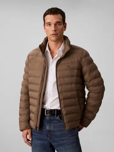Steppjacke CALVIN KLEIN JEANS "LS NYLN MD WT HDD F", Herren, Gr. XXL, morel - Stylische Steppjacke für Herren von Calvin Klein Jeans. Hüftlang, mit Kapuze im Kragen und praktischen Reißverschlusstaschen – ideal für kalte Tage.