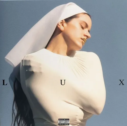 Lux Rosalia - Fesselnde Klänge für jede Stimmung - Musik, die Emotionen weckt und perfekte Atmosphäre für entspannte Abende schafft.