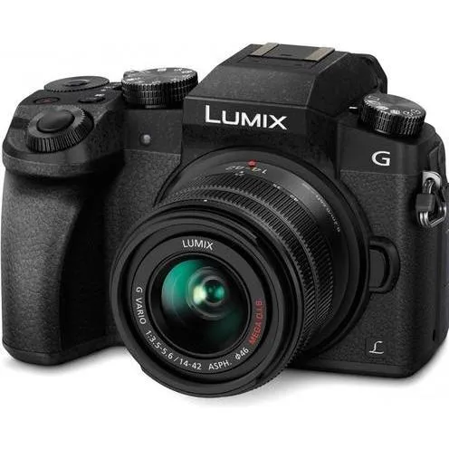 Panasonic Lumix DMC-G7 Kit schwarz, neuwertig - Spiegellose Systemkamera mit 16 MP Auflösung, 3x optischem Zoom und 4x digitalem Zoom – ideal für kreative Fotografie und Videos.