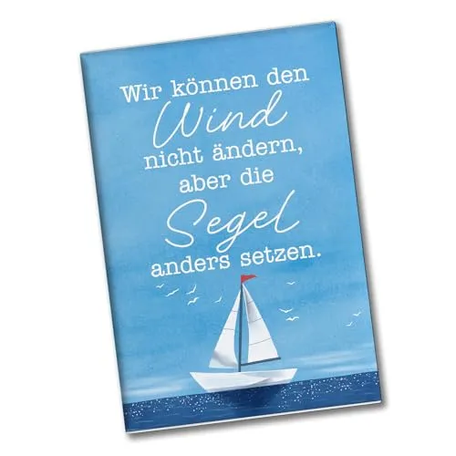 Segelboot Souvenir Magnet eckig mit Spruch Segel Anders setzen bei Wind Bootsdeko maritimer Souvenir Magnet Weisheit für Küstenkinder mit Motivationsspruch aus dem Norden