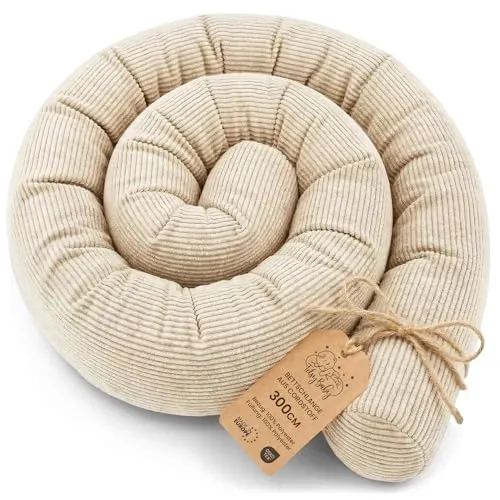 Totsy Baby Seitenschläferkissen Bettschlange Body Pillow 300 cm Cordstoff - Entspannt schlafen mit dem langen Seitenschläferkissen! Ideal für Schwangere und Seitenschläfer, bietet es optimale Unterstützung und kann vielseitig als Nackenrolle oder Umarmungskissen verwendet werden. Pflegeleicht und langlebig.