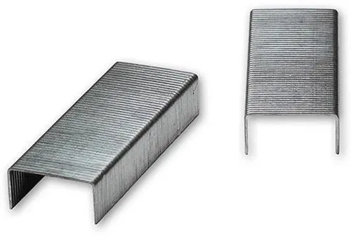 Heftklammern TRANSPAK 7770221 - 5000er Pack für Regur 31/31/4 - Praktisches 5000er Pack Heftklammern für Regur 31/31/4, ideal für die Befestigung von verschiedenen Materialien wie Wellpappe und Leder. Robuste Metallqualität sorgt für eine zuverlässige und stabile Heftung.