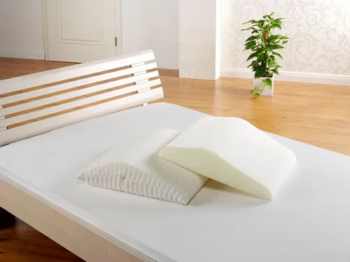 Medisan "Sleep & Care" Venenkissen - Kissen für eine verbesserte Blutzirkulation, Maße: 60x50x13 cm, mit pflegeleichtem Polyesterbezug und Reißverschluss, ideal für einen erholsamen Schlaf