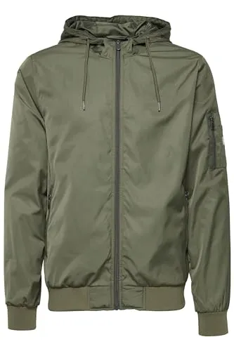 Blend BHRazy Herren Übergangsjacke mit Kapuze - Funktionsjacke in Dusty Olive Green, wasserabweisend und ideal für Übergangszeiten, mit praktischen Reißverschlusstaschen und nachhaltiger Produktion.