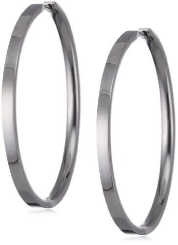 Boccia Damen-Creole Titan (Pr) Pol Scharn. 0508-03 - Ohrringe für Damen aus poliertem Titan, hautverträglich und antimagnetisch. Mit einem Durchmesser von 4 cm sind sie die perfekte Ergänzung für jedes Outfit.