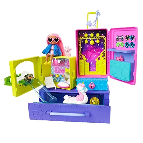Barbie HDY91 - Extra Haustiere & Minis Reise-Spielset mit 2 Haustier-Welpen & exklusiver Puppe, Pool, Rutsche, Partyraum & Zubehör, Spielzeug Geschenk für Kinder ab 3 Jahren