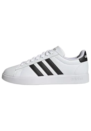 adidas Grand Court 2.0 Shoes - Bequeme Sneakers mit Recyclinganteil - adidas Sneakers mit Cloudfoam Comfort Dämpfung für optimalen Tragekomfort. Hergestellt aus mindestens 50 % recycelten Materialien, ideal für Freizeitlooks.