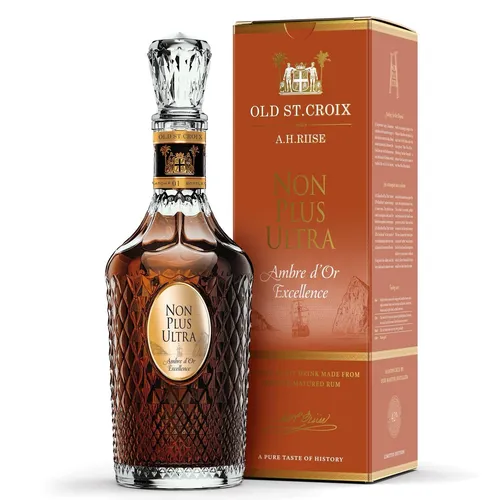 A.H. Riise Non Plus Ultra - Ambre d'Or Excellence Rum - Exklusiver Rum mit 42,0% Vol., gereift in erlesenen Eichenholz- und französischen Weinfässern, bietet delikate Aromen von Pflaumen und Orangenschalen.