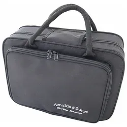 Arnolds & Sons Klarinettenkoffer - Leicht und Praktisch - Der praktische Klarinettenkoffer bietet sicheren Stauraum für Instrument und Zubehör. Mit einem robusten Nylonüberzug und verstaubarer Tragegarnitur ist er ideal für den täglichen Einsatz. Perfekt für Musikvereine und Schulen.