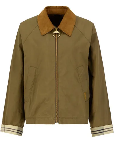 Damen Jacke CATLIN 38 - Barbour Casual Style - Die Barbour Catlin Casual Jacket in A-Linie bietet atmungsaktiven Komfort und eine feminine Silhouette. Mit markantem Reißverschluss und Tartan-Futter ist sie ideal für stilvolle Outdoor-Aktivitäten.