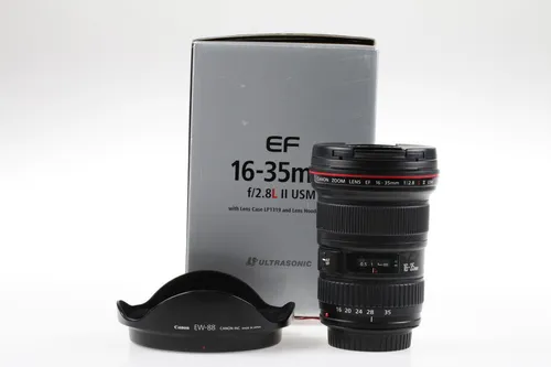 CANON EF 16-35mm f/2,8 L II USM - Weitwinkelobjektiv für kreative Fotografie - Objektiv für Canon mit einer Brennweite von 16-35 mm und einer maximalen Blende von f/2,8, ideal für beeindruckende Landschafts- und Architekturaufnahmen.